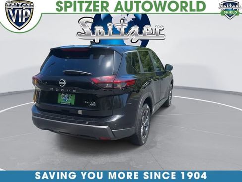 Used 2025 Nissan Rogue SV AWD/4WD image 9