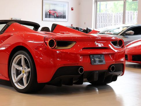 Certified 2018 Ferrari 488 Spider RWD image 52