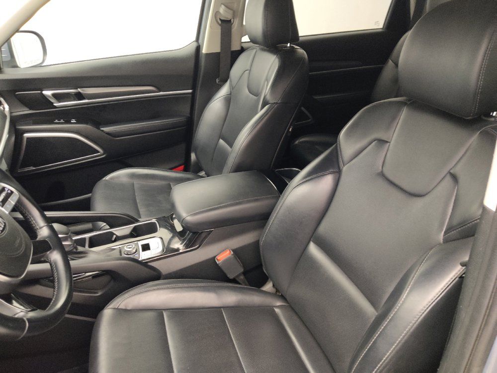 Used 2020 Kia Telluride LX AWD/4WD image 17