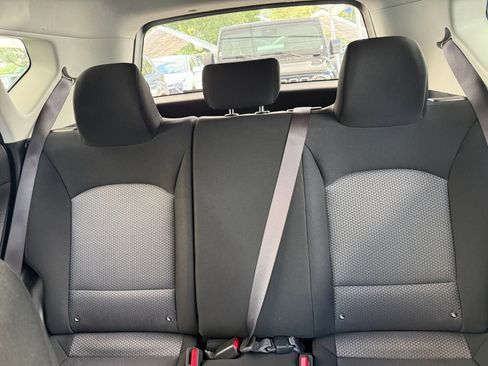 Used 2025 Kia Soul LX w/ LX Technology Package FWD image 35