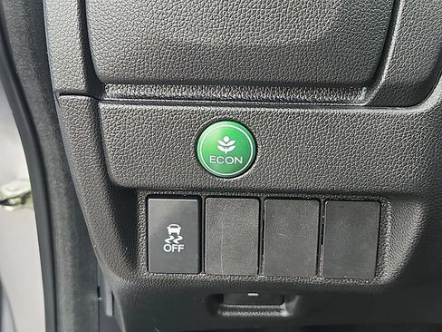 Certified 2019 Honda Fit LX image 24