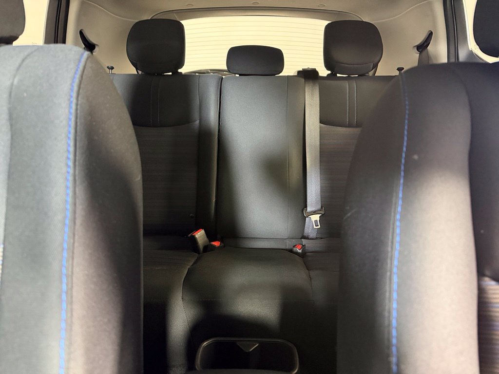 Used 2025 Nissan Leaf S FWD image 19
