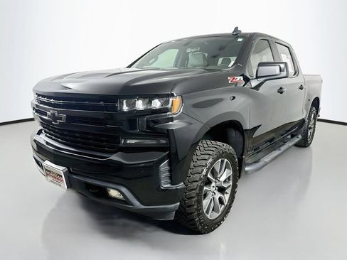 Used 2019 Chevrolet Silverado 1500 RST AWD/4WD image 3