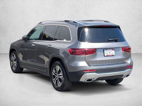 Used 2026 Mercedes-Benz GLB 250 image 8