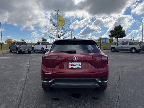 Used 2022 Buick Envision Essence w/ Safety Package image 4