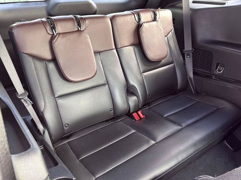 Used 2022 Ford Explorer Platinum w/ Equipment Group 601A AWD/4WD image 48