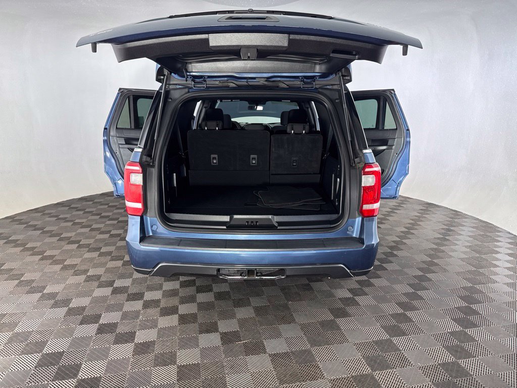 Used 2019 Ford Expedition Max XL AWD/4WD image 17