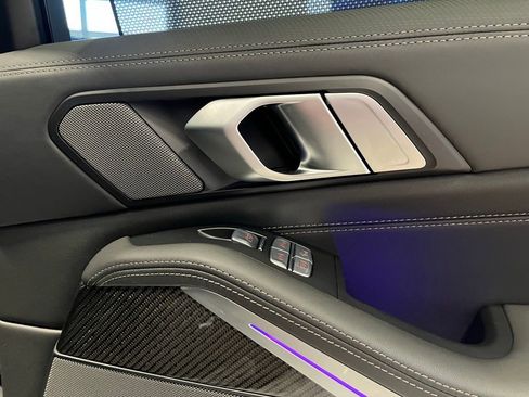 Used 2024 BMW X7 M60i w/ Executive Package image 38