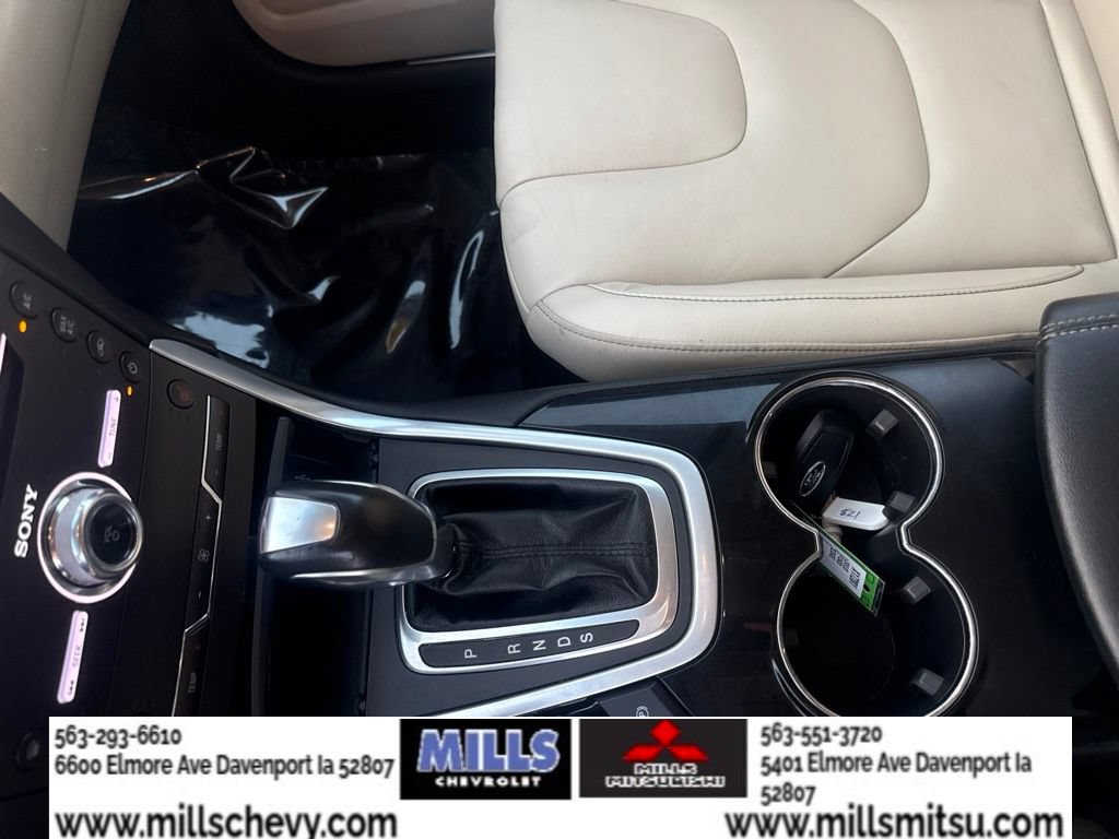 Used 2018 Ford Edge Titanium w/ Technology Package AWD/4WD image 16