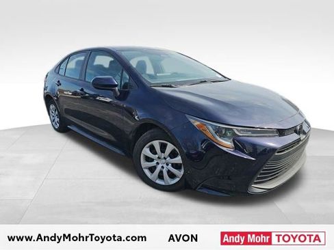 Used 2023 Toyota Corolla LE image 1
