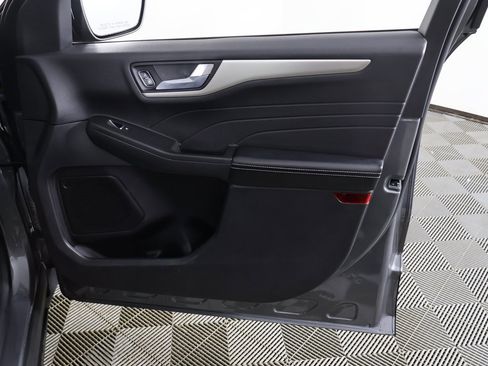 Used 2022 Ford Escape SEL w/ Technology Package image 26