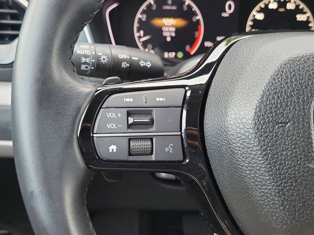 Used 2024 Honda Pilot Touring image 18