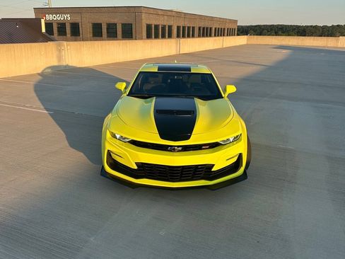 Used 2021 Chevrolet Camaro SS image 5