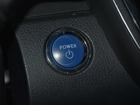 Used 2018 Toyota Camry XLE w/ Audio Package FWD image 18