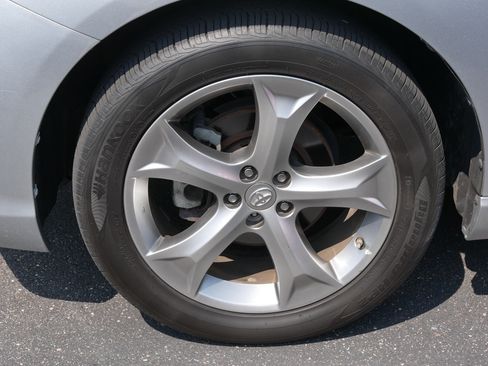 Used 2015 Toyota Venza Limited AWD/4WD image 15