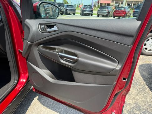 Used 2017 Ford Escape SE AWD/4WD image 20