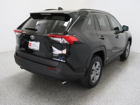 Certified 2025 Toyota RAV4 XLE image 7