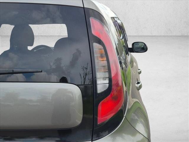 Used 2014 Kia Soul FWD image 6
