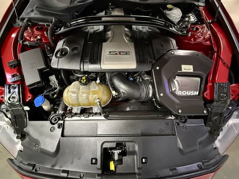 Used 2020 Ford Mustang GT RWD image 29