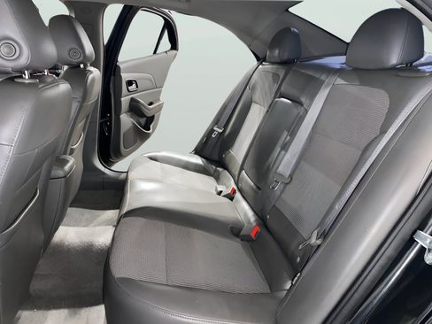 Used 2015 Chevrolet Malibu LT FWD image 14