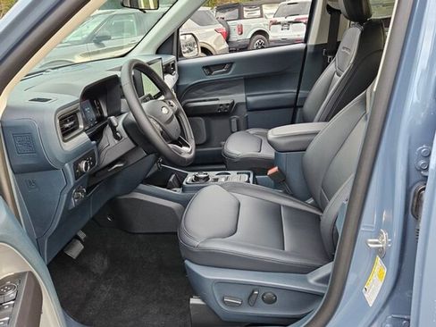 New 2025 Ford Maverick Lariat w/ Black Appearance Package AWD/4WD image 6