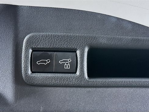 Used 2023 Toyota bZ4X XLE w/ Weather Package image 28