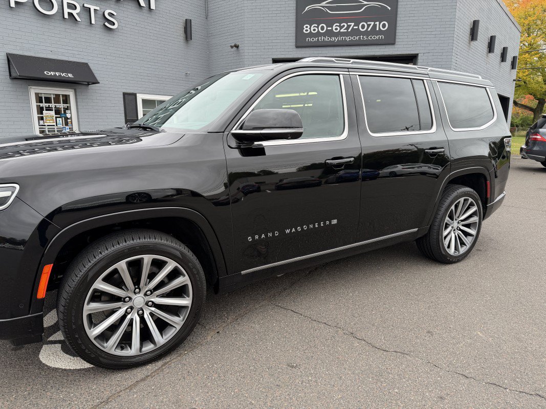 Used 2022 Jeep Grand Wagoneer Series II w/ Convenience Group III AWD/4WD image 13