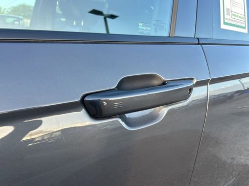 Used 2024 Jeep Grand Cherokee Limited image 20