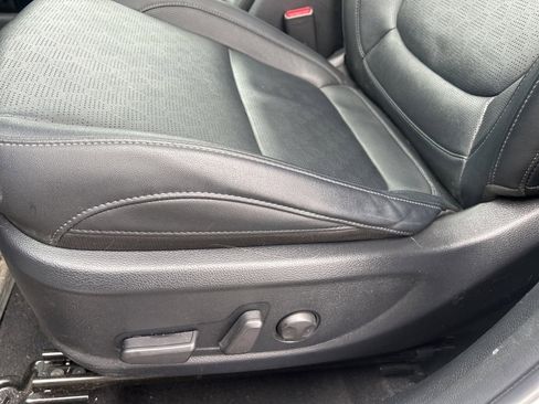 Certified 2022 Kia Seltos EX image 16