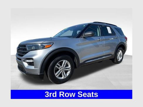 Used 2020 Ford Explorer XLT w/ Equipment Group 202A AWD/4WD image 1
