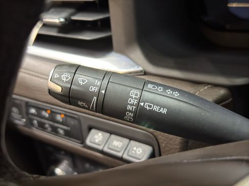 Certified 2023 GMC Yukon XL Denali w/ Max Trailering Package image 29