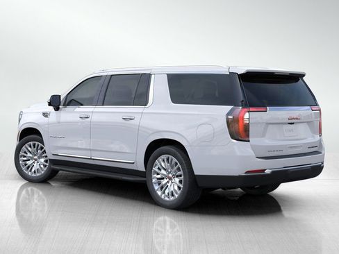 New 2026 GMC Yukon XL Elevation w/ LPO, Floor Liner Package image 4