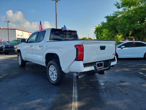 Used 2025 Toyota Tacoma SR5 RWD image 8