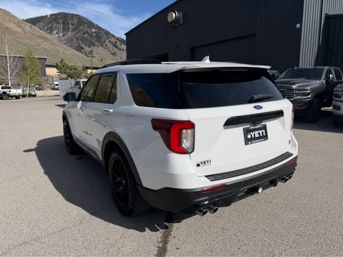 Used 2020 Ford Explorer ST w/ ST Street Pack image 13