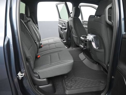 New 2026 RAM 1500 4x4 Crew Cab image 13