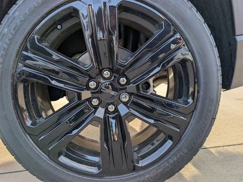 New 2026 GMC Acadia Elevation w/ Black Edition FWD image 6