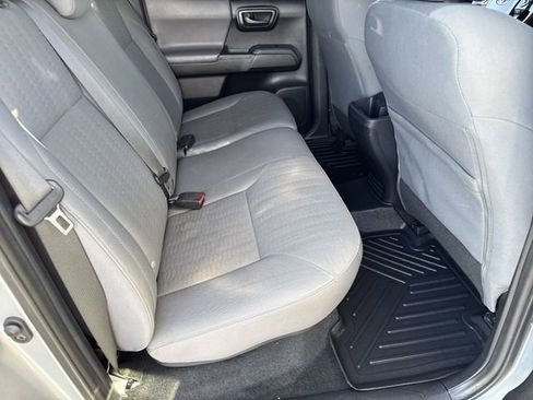 Used 2019 Toyota Tacoma SR image 21