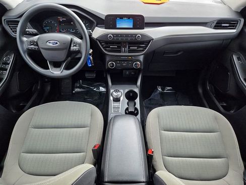 Used 2022 Ford Escape S image 9