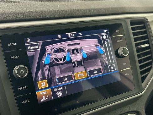 Certified 2021 Volkswagen Atlas Cross Sport SE image 14
