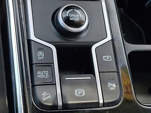 Certified 2023 Kia Sorento SX FWD image 25