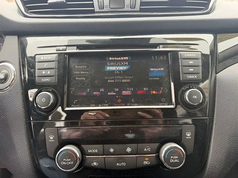 Used 2020 Nissan Rogue Sport SV w/ All-Weather Package image 16