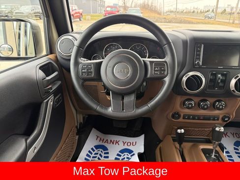 Used 2017 Jeep Wrangler Unlimited Sahara w/ Max Tow Package image 15