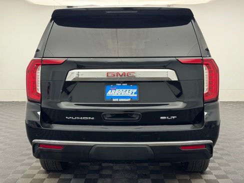 Used 2023 GMC Yukon XL SLT w/ SLT Premium Package AWD/4WD image 9