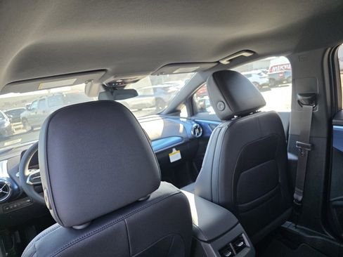 New 2026 Chevrolet Equinox EV LT w/ LPO, Blackout Package image 14