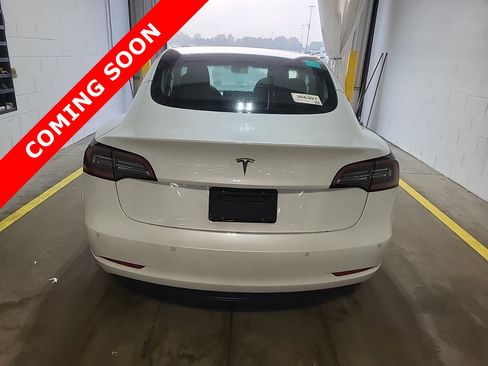 Used 2022 Tesla Model 3 RWD image 4