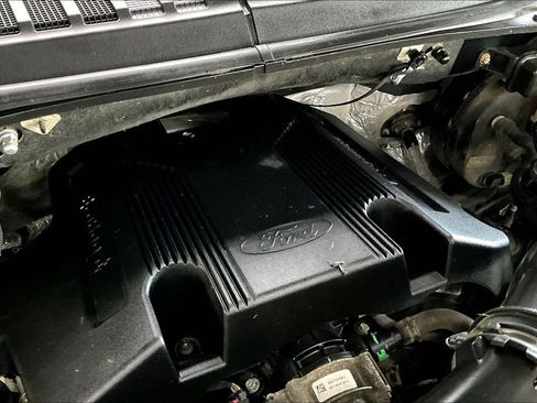 Used 2018 Ford F150 XLT w/ Equipment Group 302A Luxury image 30