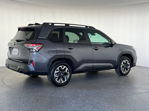 New 2026 Subaru Forester Premium AWD/4WD image 4