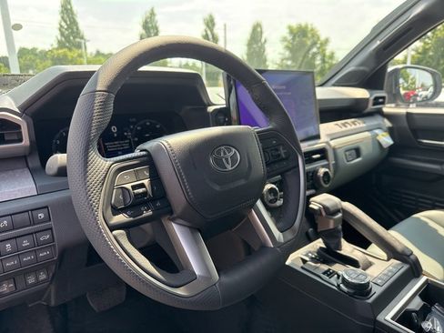 New 2025 Toyota Tacoma Trailhunter image 32