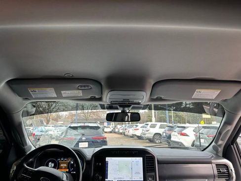 Used 2022 Ford F150 Lariat image 13