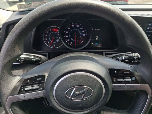 Used 2021 Hyundai Elantra SEL FWD image 18